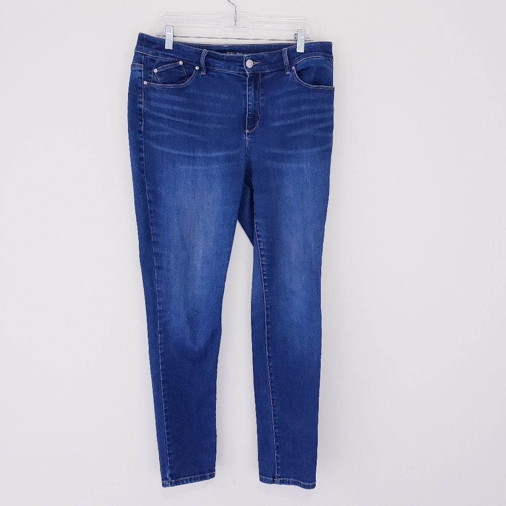 Chico's Platinum Jegging Skinny Jeans Size 1 Size 8 or 10 Stretchy